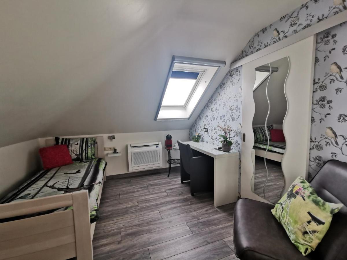B&B De Watering Lommel Exterior foto